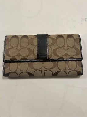 COACH Jacquard & Leather SIGNATURE C Checkbook Wallet With Checkbook Cover